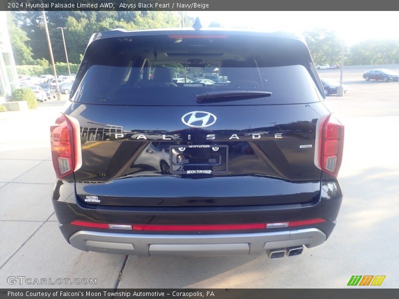 Abyss Black Pearl / Navy/Beige 2024 Hyundai Palisade Limited AWD