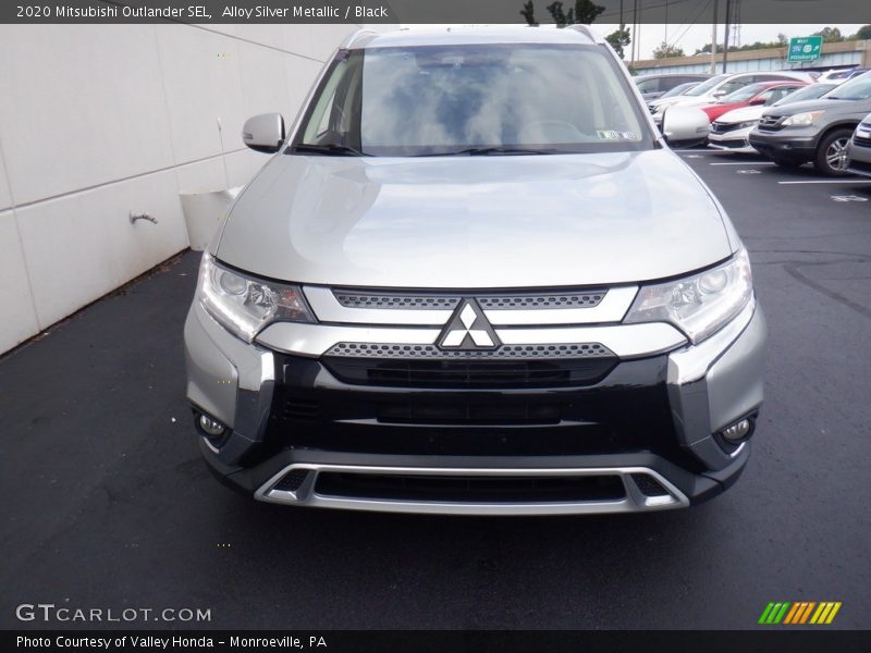 Alloy Silver Metallic / Black 2020 Mitsubishi Outlander SEL