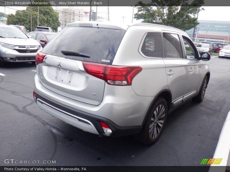 Alloy Silver Metallic / Black 2020 Mitsubishi Outlander SEL