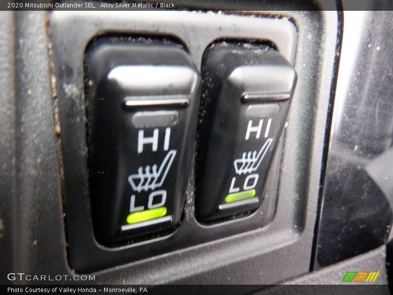 Alloy Silver Metallic / Black 2020 Mitsubishi Outlander SEL