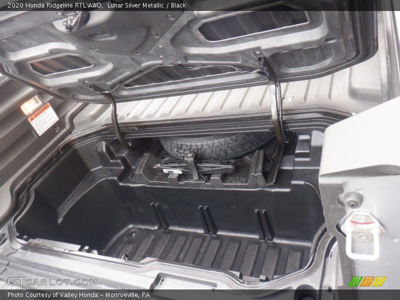  2020 Ridgeline RTL AWD Trunk