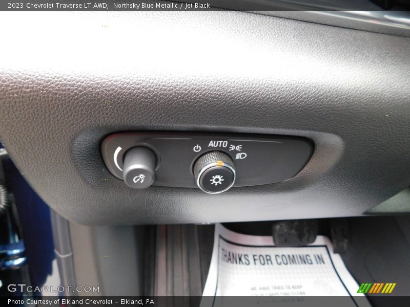 Northsky Blue Metallic / Jet Black 2023 Chevrolet Traverse LT AWD