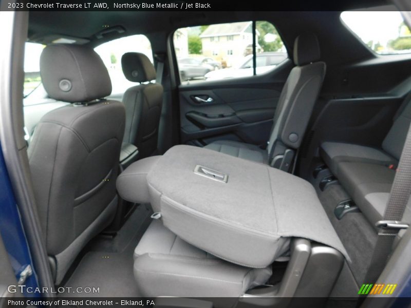 Northsky Blue Metallic / Jet Black 2023 Chevrolet Traverse LT AWD