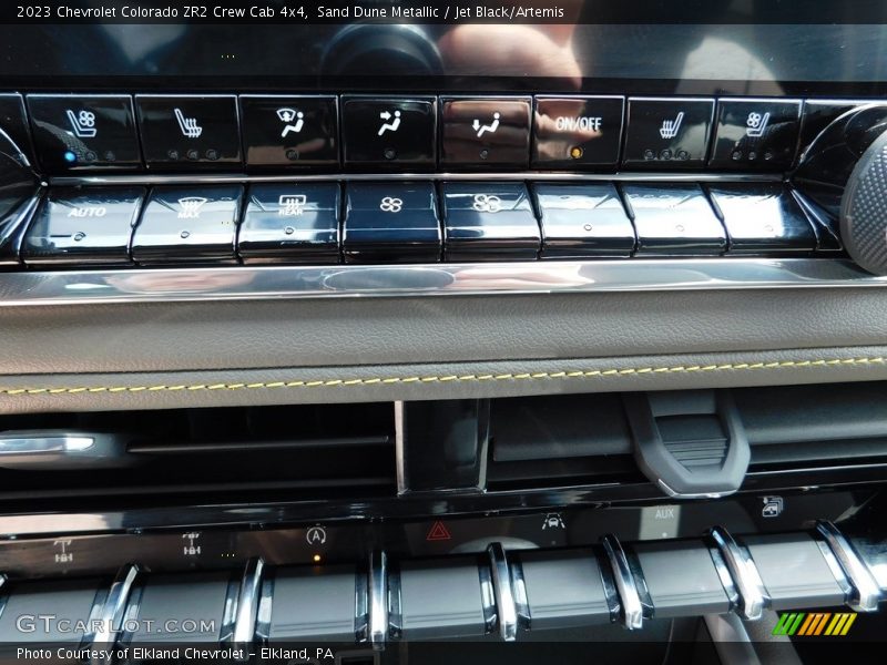 Controls of 2023 Colorado ZR2 Crew Cab 4x4