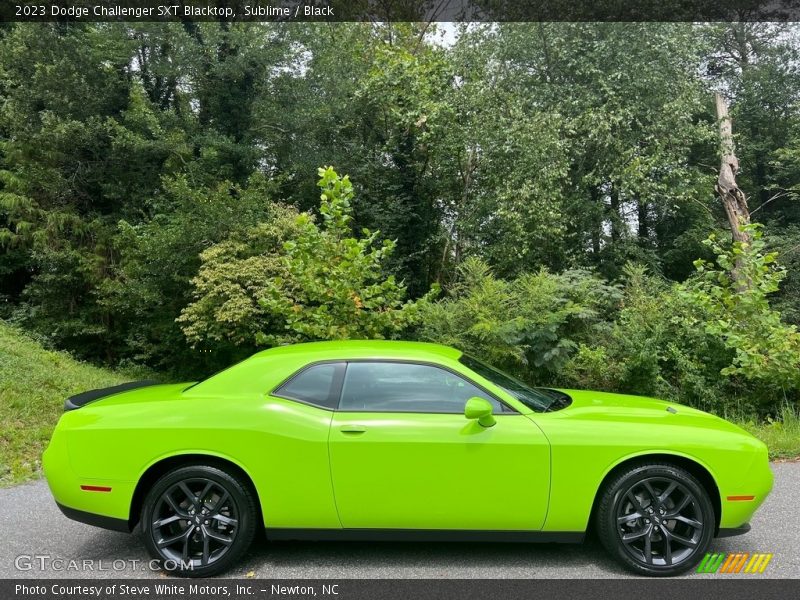  2023 Challenger SXT Blacktop Sublime