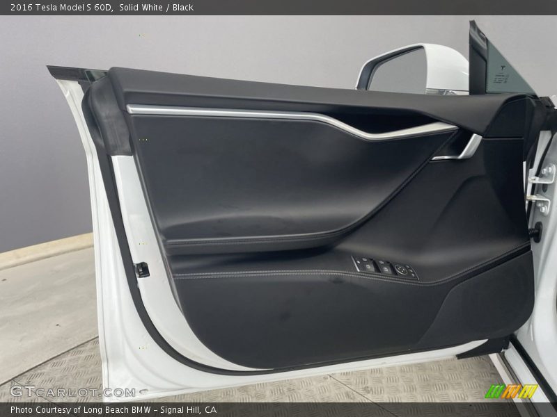 Door Panel of 2016 Model S 60D