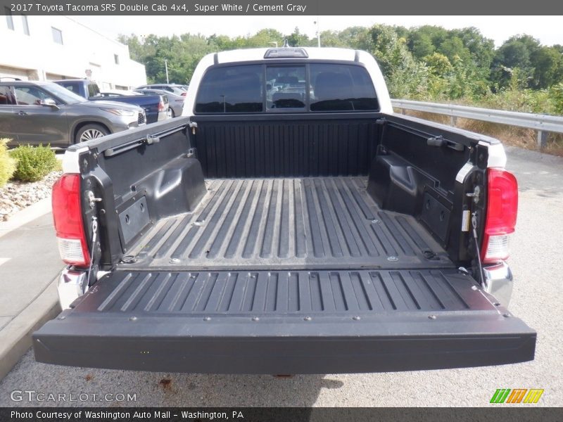 Super White / Cement Gray 2017 Toyota Tacoma SR5 Double Cab 4x4