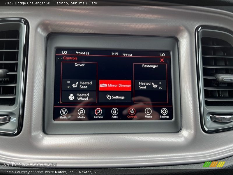 Controls of 2023 Challenger SXT Blacktop