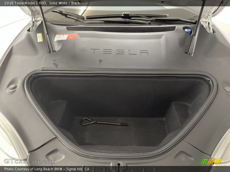  2016 Model S 60D Trunk