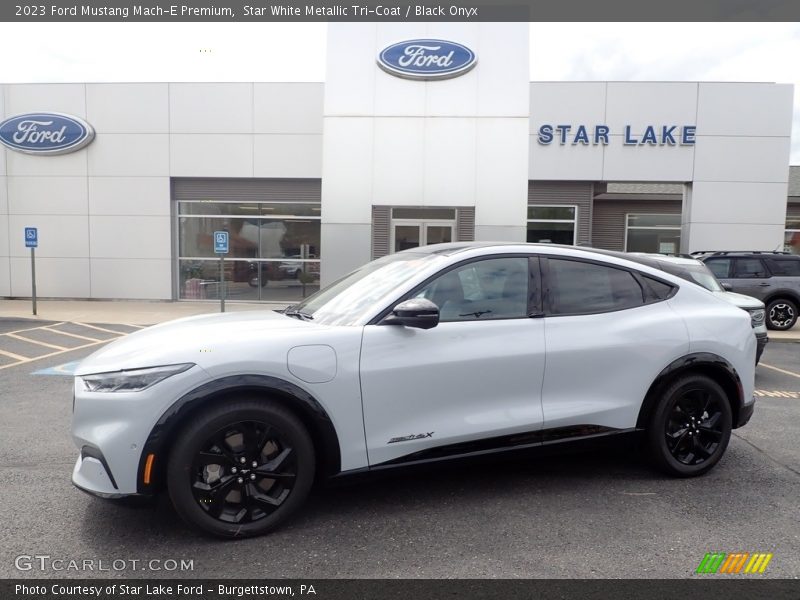 Star White Metallic Tri-Coat / Black Onyx 2023 Ford Mustang Mach-E Premium