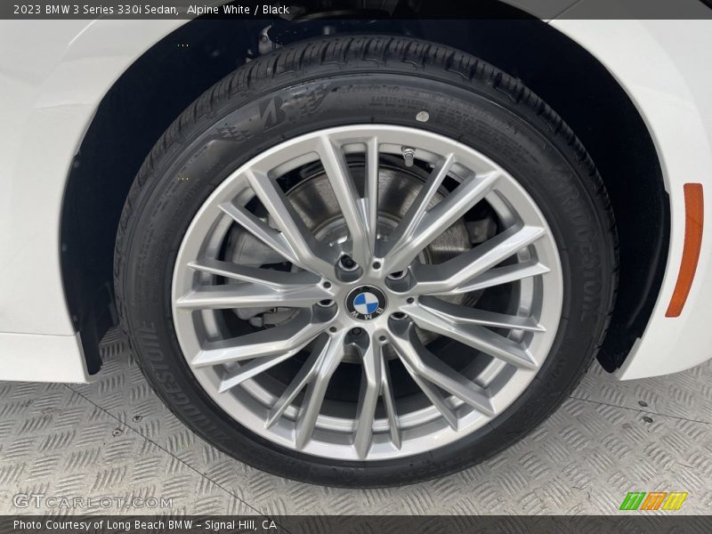 Alpine White / Black 2023 BMW 3 Series 330i Sedan