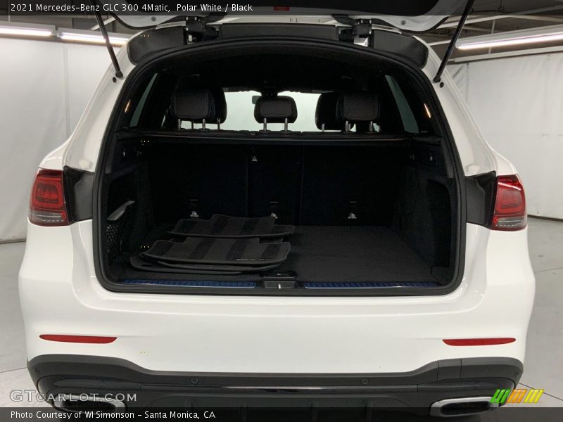 Polar White / Black 2021 Mercedes-Benz GLC 300 4Matic