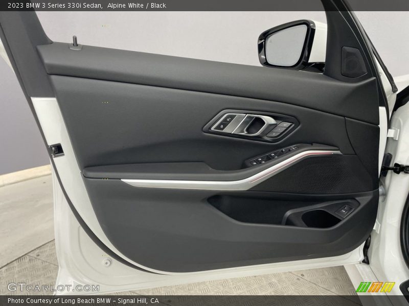 Alpine White / Black 2023 BMW 3 Series 330i Sedan