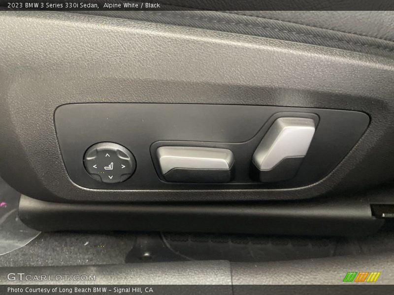 Alpine White / Black 2023 BMW 3 Series 330i Sedan