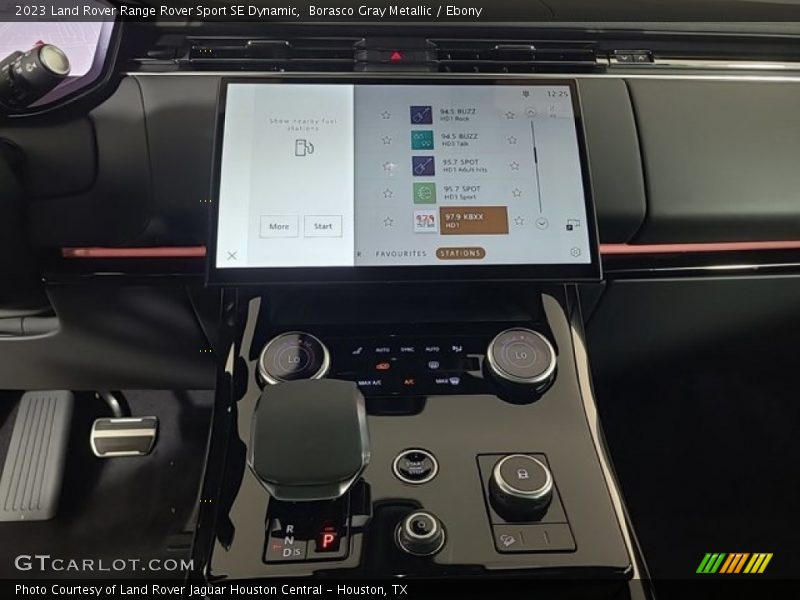 Controls of 2023 Range Rover Sport SE Dynamic