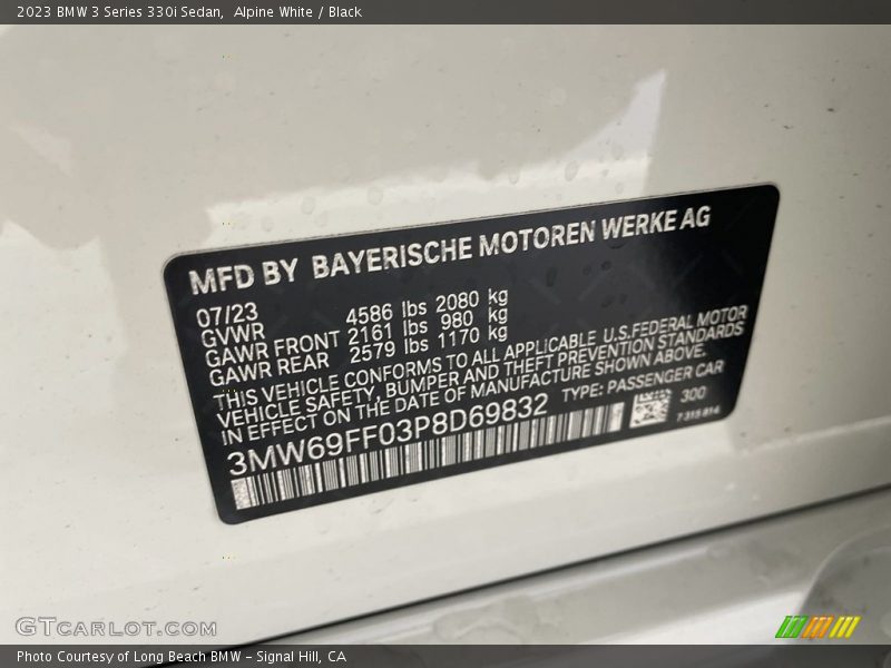 Alpine White / Black 2023 BMW 3 Series 330i Sedan