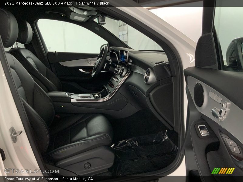 Polar White / Black 2021 Mercedes-Benz GLC 300 4Matic