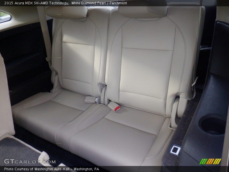 Rear Seat of 2015 MDX SH-AWD Technology