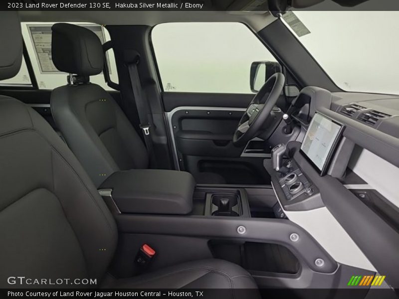 Hakuba Silver Metallic / Ebony 2023 Land Rover Defender 130 SE