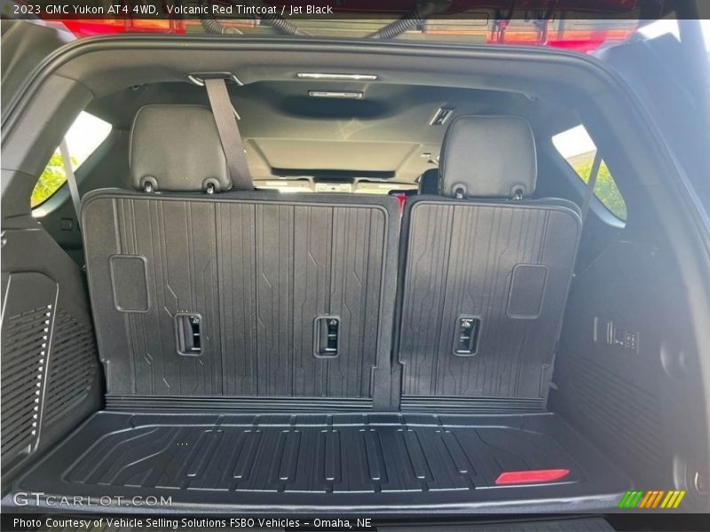 2023 Yukon AT4 4WD Trunk