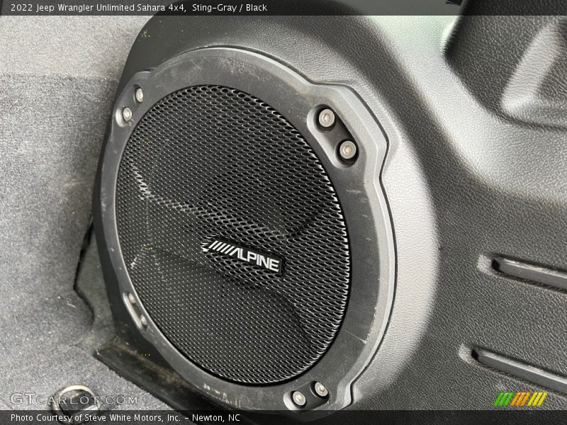 Audio System of 2022 Wrangler Unlimited Sahara 4x4