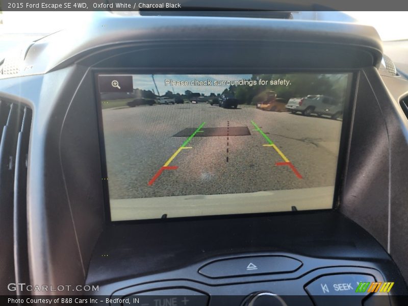 Oxford White / Charcoal Black 2015 Ford Escape SE 4WD
