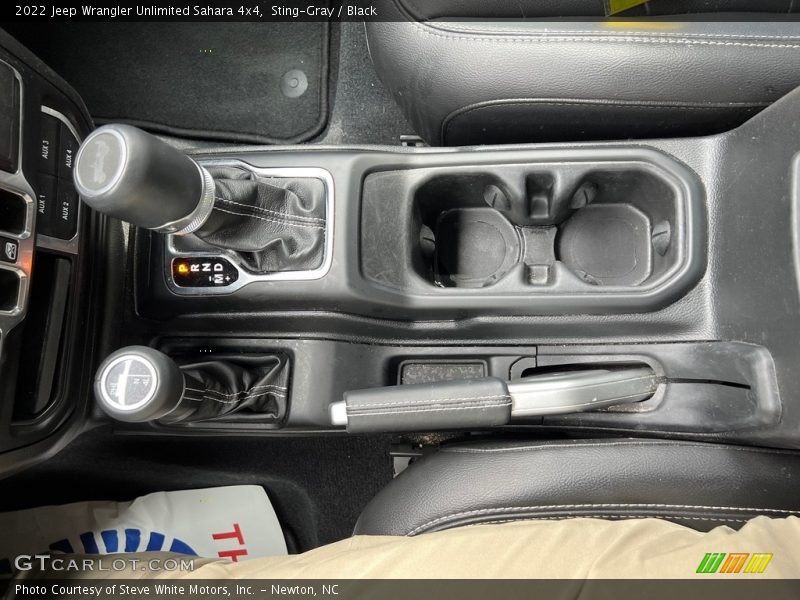  2022 Wrangler Unlimited Sahara 4x4 8 Speed Automatic Shifter