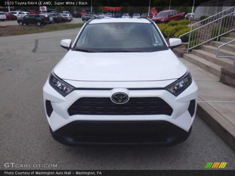 Super White / Black 2020 Toyota RAV4 LE AWD