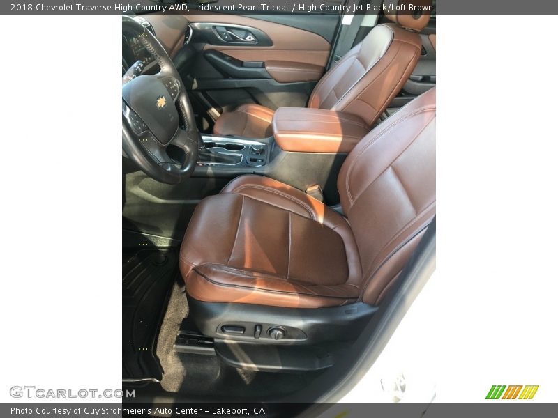 Iridescent Pearl Tricoat / High Country Jet Black/Loft Brown 2018 Chevrolet Traverse High Country AWD