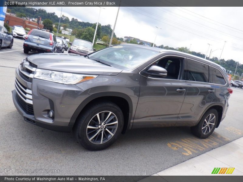 Predawn Gray Mica / Black 2018 Toyota Highlander XLE AWD