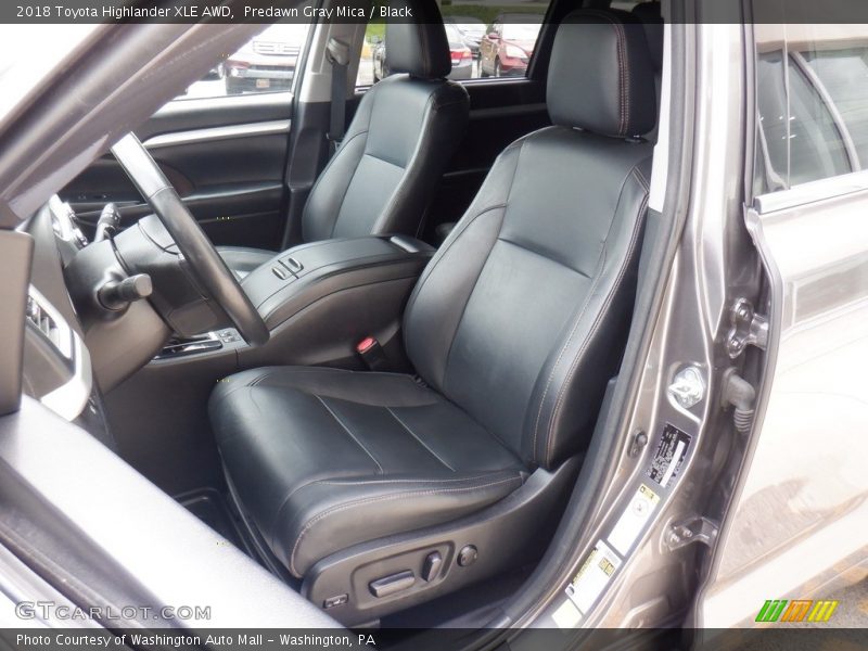 Predawn Gray Mica / Black 2018 Toyota Highlander XLE AWD