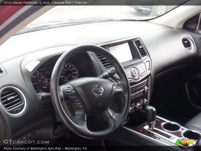 Cayenne Red / Charcoal 2013 Nissan Pathfinder SL 4x4
