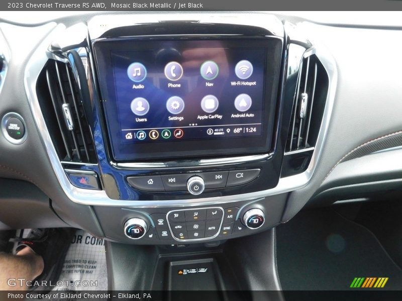 Controls of 2023 Traverse RS AWD