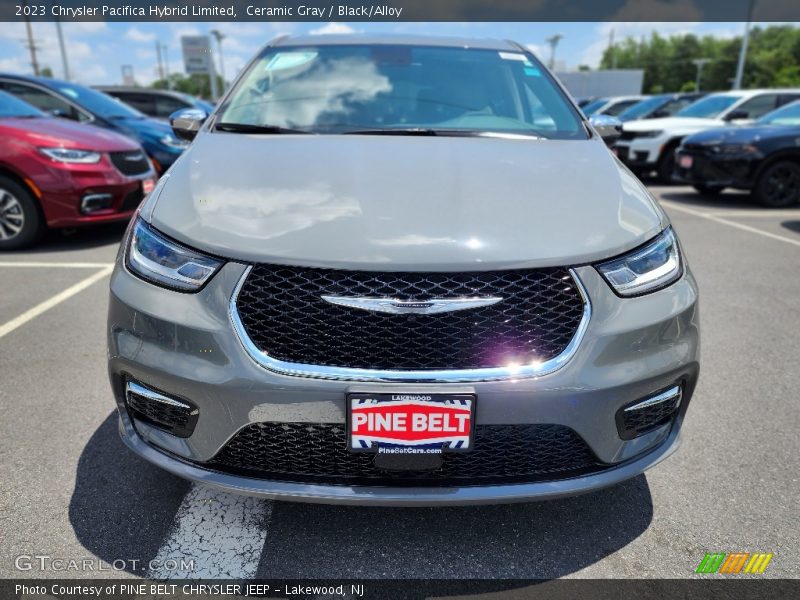 Ceramic Gray / Black/Alloy 2023 Chrysler Pacifica Hybrid Limited