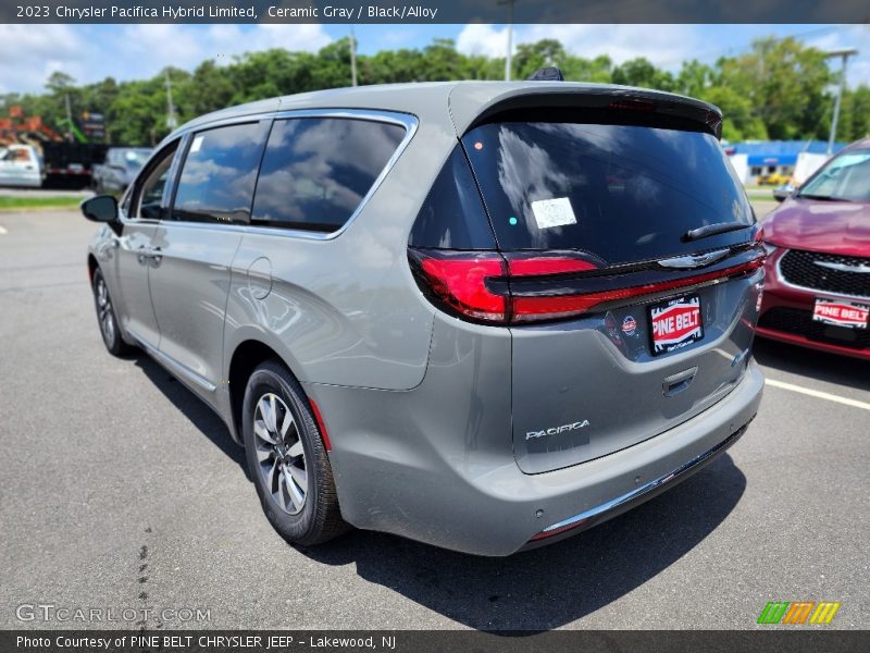 Ceramic Gray / Black/Alloy 2023 Chrysler Pacifica Hybrid Limited