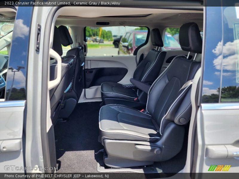Ceramic Gray / Black/Alloy 2023 Chrysler Pacifica Hybrid Limited