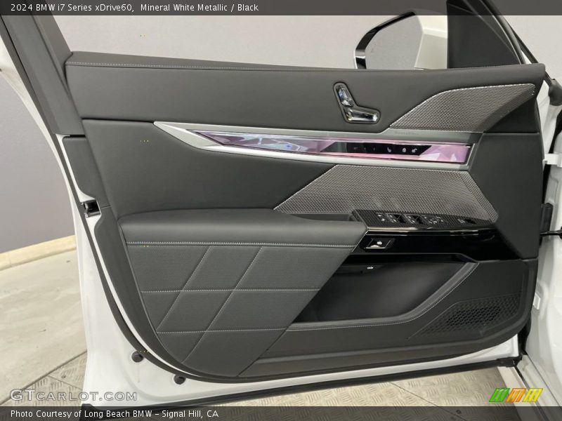 Door Panel of 2024 i7 Series xDrive60