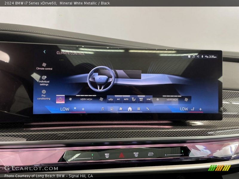 Mineral White Metallic / Black 2024 BMW i7 Series xDrive60