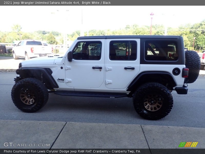 Bright White / Black 2021 Jeep Wrangler Unlimited Sahara Altitude 4x4