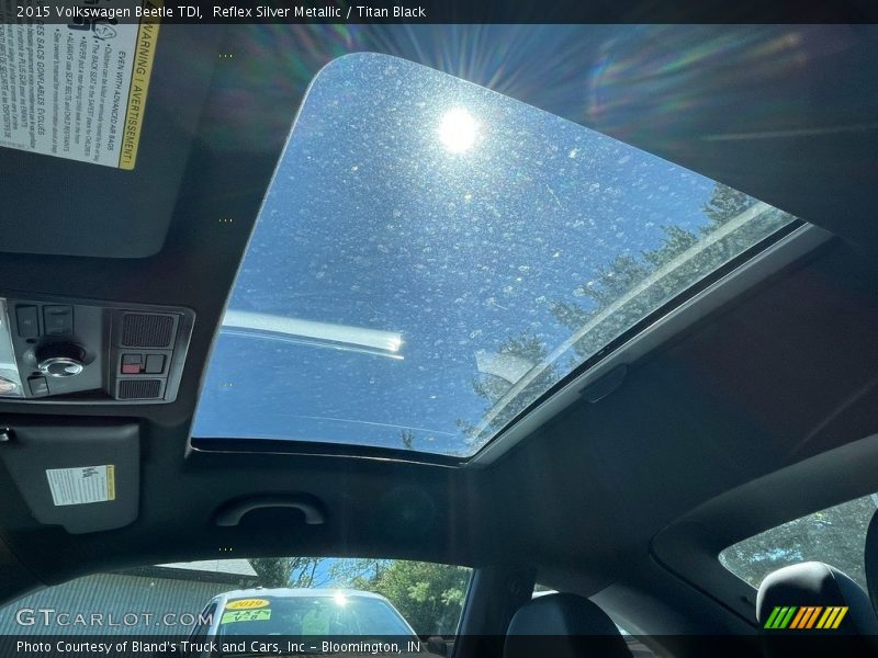 Reflex Silver Metallic / Titan Black 2015 Volkswagen Beetle TDI