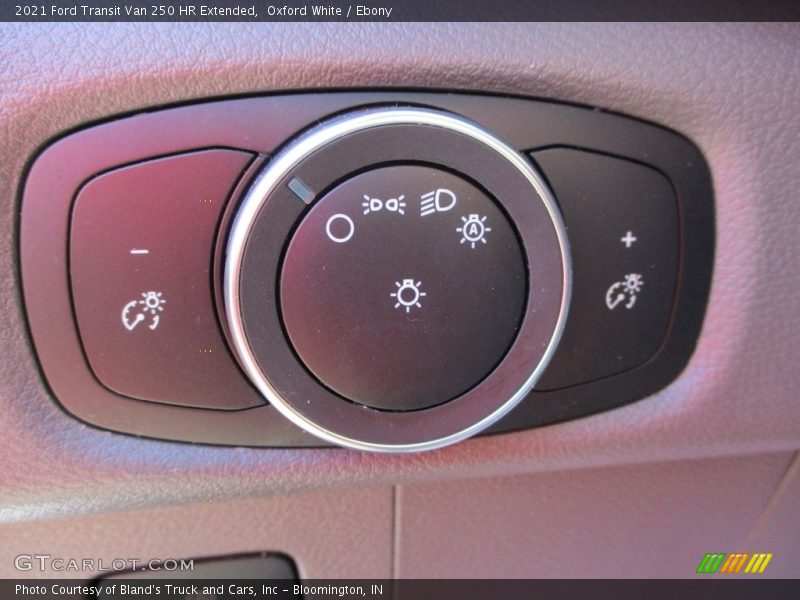 Oxford White / Ebony 2021 Ford Transit Van 250 HR Extended