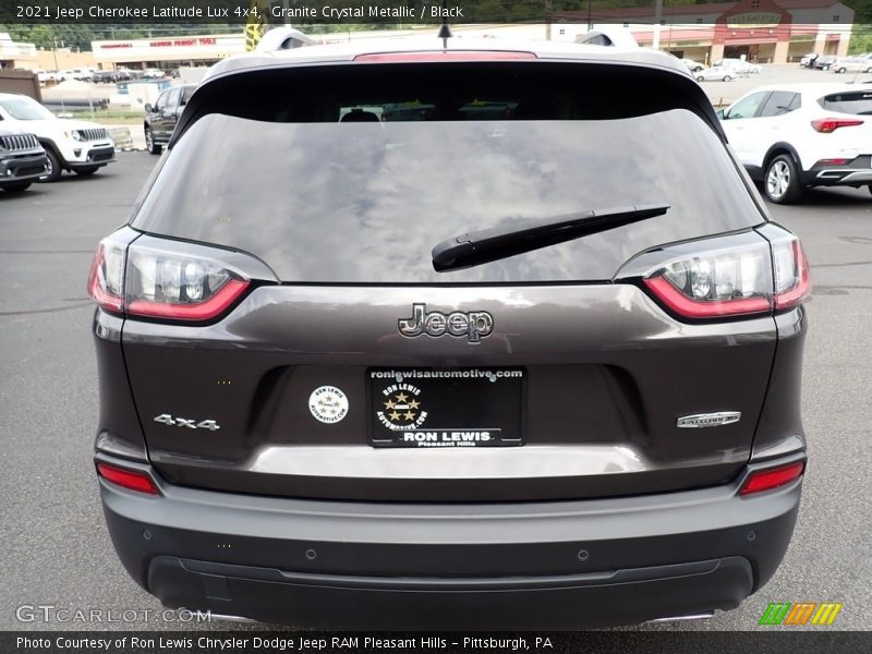 Granite Crystal Metallic / Black 2021 Jeep Cherokee Latitude Lux 4x4