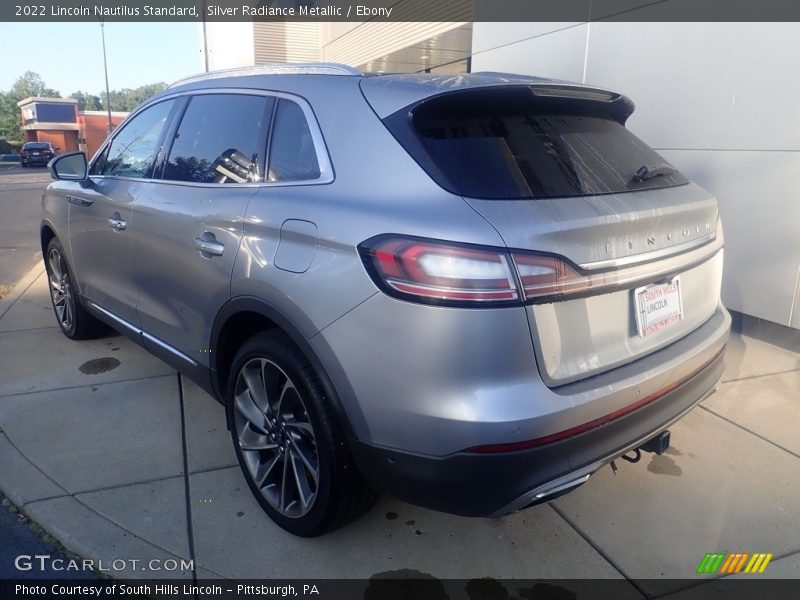 Silver Radiance Metallic / Ebony 2022 Lincoln Nautilus Standard