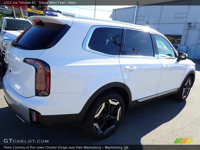 Glacial White Pearl / Black 2023 Kia Telluride EX