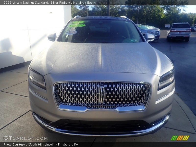 Silver Radiance Metallic / Ebony 2022 Lincoln Nautilus Standard