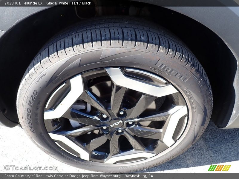 Glacial White Pearl / Black 2023 Kia Telluride EX