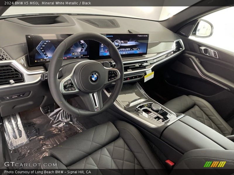 Black Interior - 2024 X5 M60i 