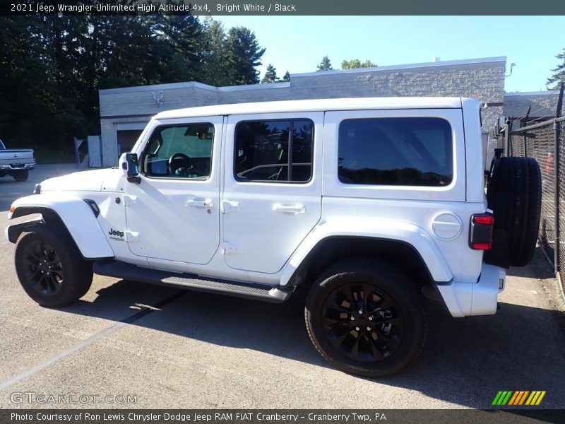 Bright White / Black 2021 Jeep Wrangler Unlimited High Altitude 4x4