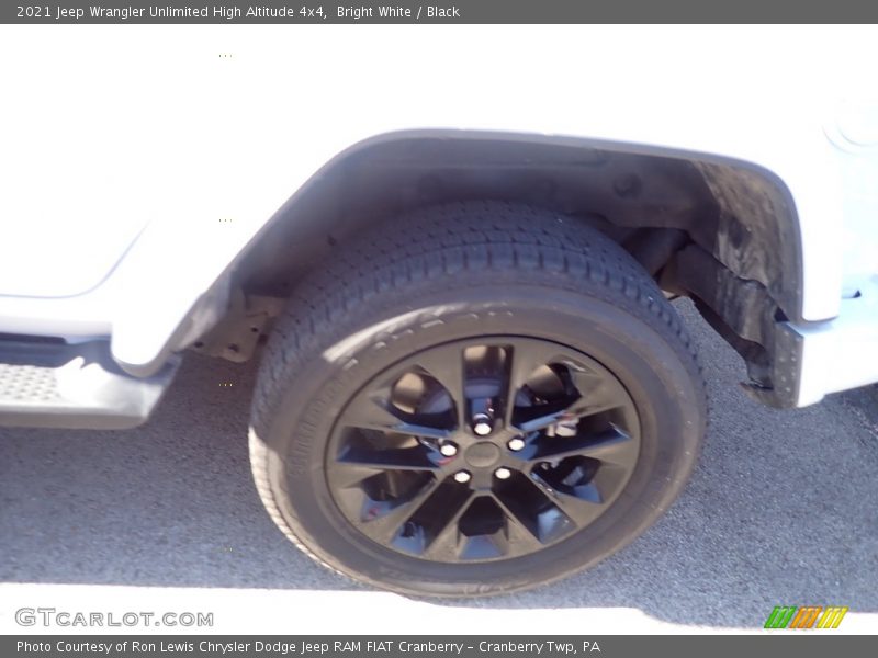 Bright White / Black 2021 Jeep Wrangler Unlimited High Altitude 4x4
