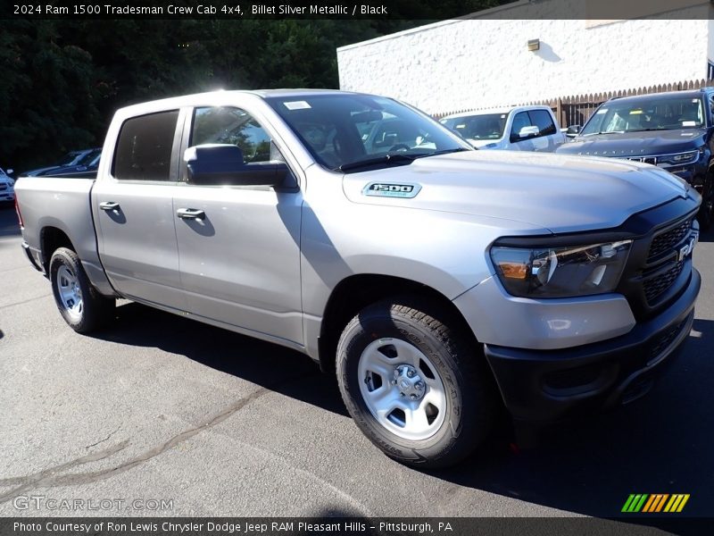 Front 3/4 View of 2024 1500 Tradesman Crew Cab 4x4